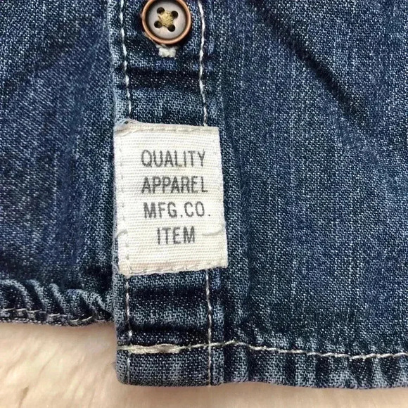 Carter’s Long Sleeved  Collared Jean Shirt Size 3T - Picture 2 of 16